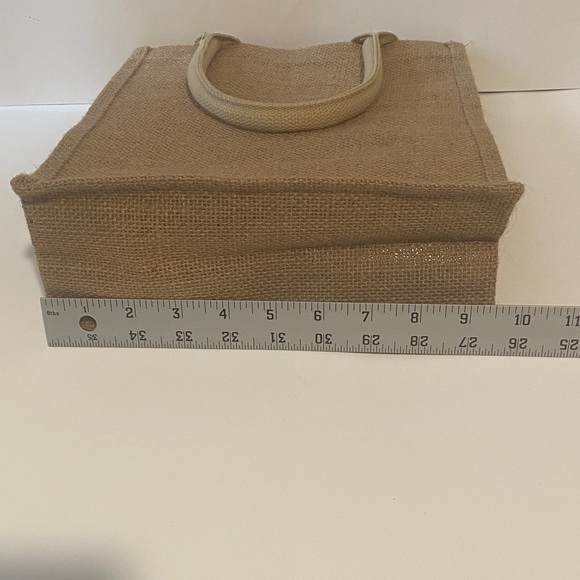 Tan Jute Tote Bag - Picture 2 of 4